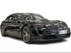 Käytetty 2022 Porsche Taycan Sport Turismo Sedan | 65 800 €