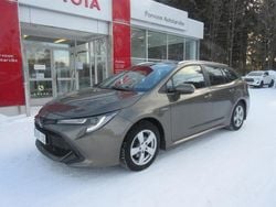 Ruskea (beige) Käytetty 2020 Toyota Corolla Active Farmari | 24 600 € (Perustarjous)