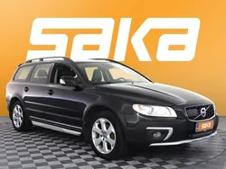 Käytetty 2016 Volvo XC70 Standard Katumaasturi | 25 900 € (Perustarjous)