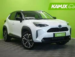 Valkoinen Käytetty 2022 Toyota Yaris Cross Style Katumaasturi | 30 850 € (Perustarjous)