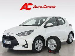 Platinum pearl white Käytetty 2023 Toyota Yaris Active Viistoperä | 21 450 € (Perustarjous)