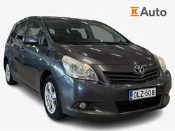 Käytetty 2010 Toyota Verso Plus Tila-auto | 5 900 € (Hieman kallis)