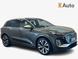 Harmaa Uusi 2025 Audi SQ6 e-tron Design Katumaasturi | 107 800 €