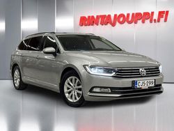 Harmaa Käytetty 2015 VW Passat Comfortline Farmari | 12 800 € (Perustarjous)
