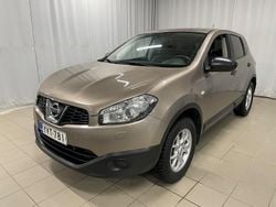 Ruskea Käytetty 2010 Nissan Qashqai Visia Katumaasturi | 7 400 € (Hieman kallis)