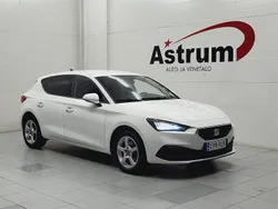 Valkoinen Käytetty 2020 Seat Leon Style Viistoperä | 15 990 € (Perustarjous)