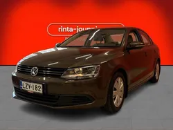 Käytetty 2012 VW Jetta Comfortline Sedan | 8 900 € (Perustarjous)