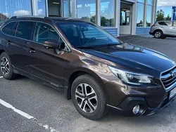 Ruskea Käytetty 2018 Subaru Outback Active Katumaasturi | 30 900 € (Hieman kallis)