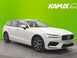 Valkoinen Käytetty 2020 Volvo V60 Momentum Farmari | 30 460 € (Perustarjous)