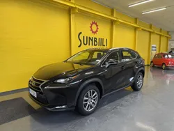 Käytetty 2016 Lexus NX300h Katumaasturi | 17 800 € (Perustarjous)