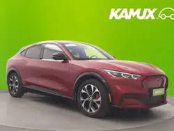 Lucid red tc/red carpet tc Käytetty 2021 Ford Mustang Mach-E Katumaasturi | 35 790 € (Perustarjous)