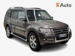 Käytetty 2015 Mitsubishi Pajero Instyle Katumaasturi | 24 890 €