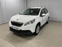Valkoinen Käytetty 2014 Peugeot 2008 Access Katumaasturi | 7 900 € (Kallis)