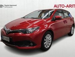 Käytetty 2015 Toyota Auris Active Viistoperä | 11 900 € (Perustarjous)