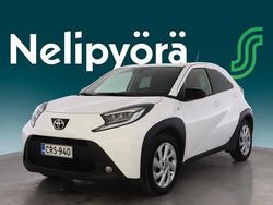 Valkoinen Käytetty 2024 Toyota Aygo X Multidrive S Katumaasturi | 16 200 € (Perustarjous)