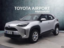 Hopea Käytetty 2024 Toyota Yaris Cross Active Katumaasturi | 25 890 € (Hyvä tarjous)