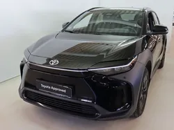 Musta Käytetty 2023 Toyota bZ4X Active Katumaasturi | 32 900 € (Perustarjous)