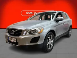 Käytetty 2012 Volvo XC60 Summum Katumaasturi | 13 800 € (Hyvä tarjous)