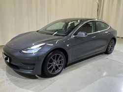 Käytetty 2020 Tesla Model 3 Standard Range Plus Sedan | 17 280 €