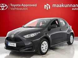 Musta Käytetty 2021 Toyota Yaris Active | 18 900 € (Hyvä tarjous)