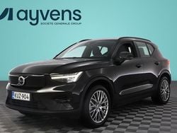 Musta Käytetty 2022 Volvo XC40 Plus Katumaasturi | 35 900 € (Hyvä tarjous)