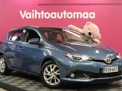 Käytetty 2015 Toyota Auris Multidrive S Viistoperä | 16 400 € (Perustarjous)