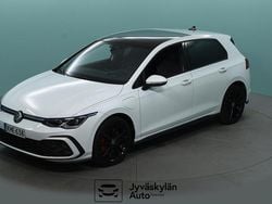 Valkoinen Käytetty 2022 VW Golf VIII GTE Viistoperä | 24 790 € (Perustarjous)