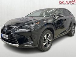 Punainen Käytetty 2018 Lexus NX300h Executive Line Katumaasturi | 31 500 € (Perustarjous)