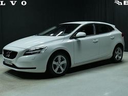 Valkoinen Käytetty 2017 Volvo V40 Business Edition Viistoperä | 17 800 € (Perustarjous)