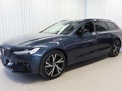 Sininen Käytetty 2024 Volvo V90 Performance Farmari | 72 900 €