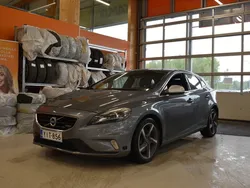 Käytetty 2015 Volvo V40 Business Edition Farmari | 16 900 € (Hieman kallis)