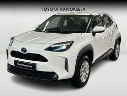 Valkoinen Käytetty 2024 Toyota Yaris Cross Active Katumaasturi | 25 990 € (Hyvä tarjous)