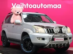 Ruskea (beige) Käytetty 2009 Toyota Land Cruiser Luxury Katumaasturi | 24 900 € (Supertarjous)