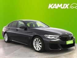 Hopea / harmaa Käytetty 2021 BMW 520 M Sport Sedan | 32 790 € (Hieman kallis)