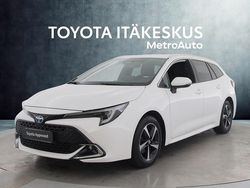 Valkoinen Käytetty 2023 Toyota Corolla Edition Farmari | 29 490 € (Perustarjous)
