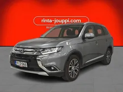 Harmaa Käytetty 2015 Mitsubishi Outlander Intense Katumaasturi | 22 900 € (Hieman kallis)