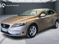 Ruskea (beige) Käytetty 2016 Volvo V40 Business Edition Farmari | 18 900 € (Perustarjous)