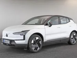 Valkoinen Uusi 2024 Volvo EX30 Plus Katumaasturi | 39 900 € (Perustarjous)