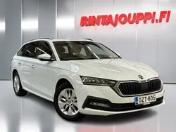 Valkoinen Käytetty 2023 Skoda Octavia Ambition Farmari | 22 880 € (Perustarjous)