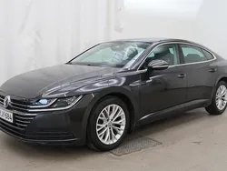 Harmaa Käytetty 2018 VW Arteon Sedan | 19 900 € (Perustarjous)