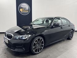 Musta Käytetty 2019 BMW 330 Sedan | 27 790 €