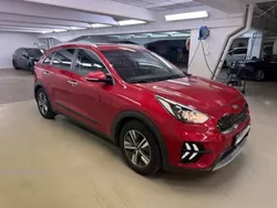 Punainen Käytetty 2020 Kia Niro Premium Katumaasturi | 21 900 € (Hieman kallis)