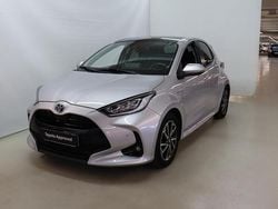 Käytetty 2021 Toyota Yaris Hybrid Style Viistoperä | 23 490 € (Hieman kallis)