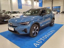 Sininen Käytetty 2023 Volvo XC40 Plus Katumaasturi | 39 900 € (Perustarjous)