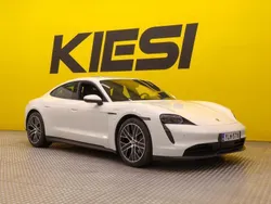 Käytetty 2021 Porsche Taycan Chrono Sedan | 59 990 €