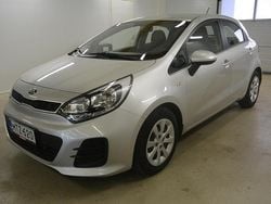 Hopea Käytetty 2016 Kia Rio LX Viistoperä | 9 980 € (Perustarjous)