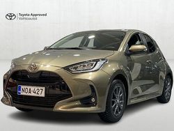 Ruskea (beige) Käytetty 2025 Toyota Yaris Plus Viistoperä | 25 990 € (Kallis)