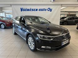 Musta Käytetty 2019 VW Passat Highline Farmari | 19 900 € (Perustarjous)