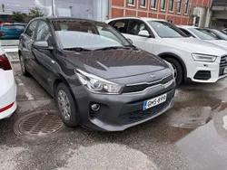 Harmaa Käytetty 2017 Kia Rio LX Viistoperä | 8 890 € (Perustarjous)