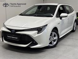 Valkoinen Käytetty 2021 Toyota Corolla Active Farmari | 22 970 € (Perustarjous)